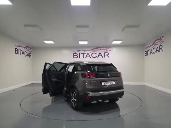 Peugeot 3008 1.5 BLUEHDI ACTIVE 56