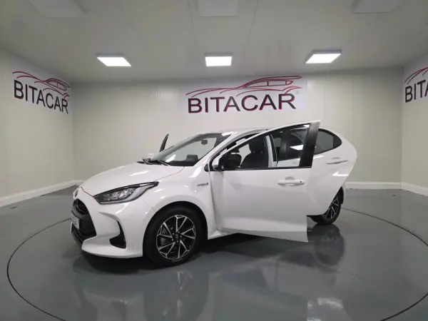 Toyota Yaris 1.5 HDF EXCLUSIVE 45