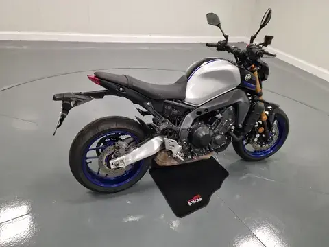 Yamaha MT-09 SP 35