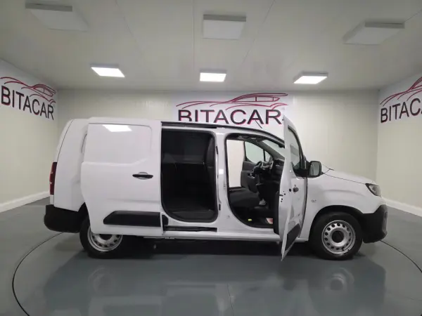 Peugeot Partner 1.5 BLUEHDI 100CV LONGA CAMARA TRASEIRA 76