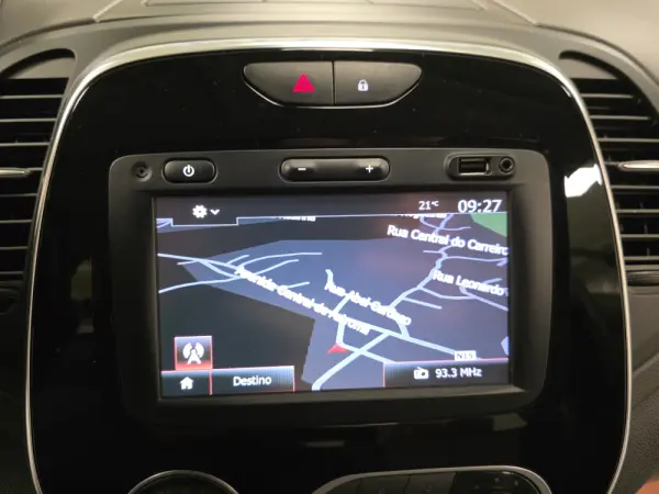 Renault Captur 1.5 DCI EXCLUSIVE 32