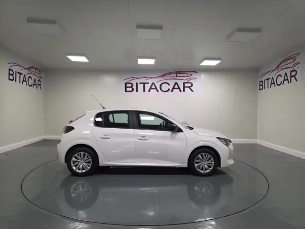 Peugeot 208 1.2 ACTIVE 41