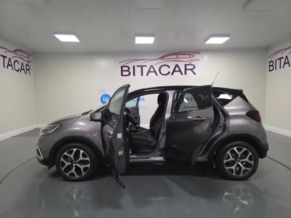 Renault Captur 1.5 DCI EXCLUSIVE 28