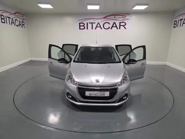 Peugeot 208 1.6 BlueHDi Active 2