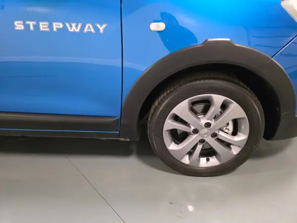 Dacia Lodgy 1.5 dCi Stepway 7L 4