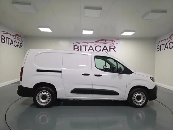 Peugeot Partner 1.5 BLUEHDI 100CV LONGA CAMARA TRASEIRA 57
