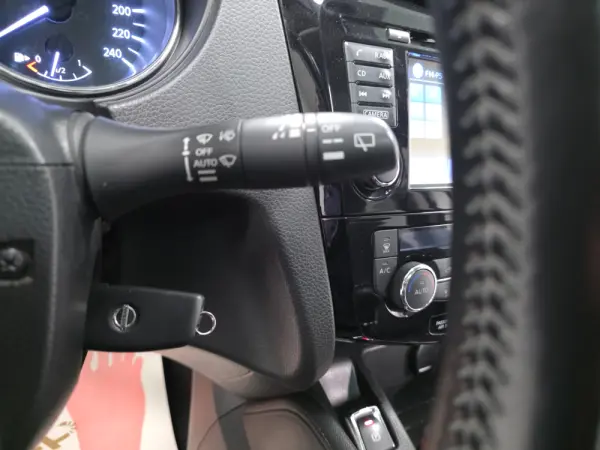 Nissan Qashqai 1.5 dCi N-Connecta Led 101