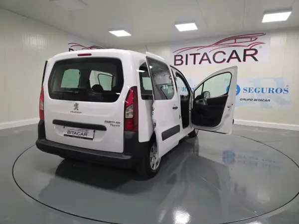Peugeot Partner TEPEE 1.6 BLUEHDI 5 LUGARES 50