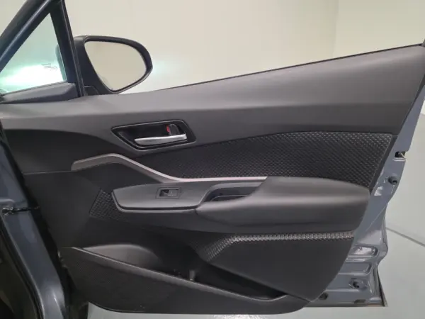 Toyota C-HR 1.8 Hybrid Comfort 42