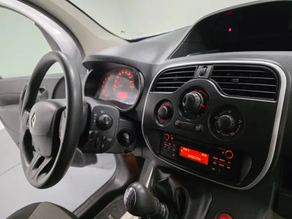 Renault Kangoo 1.5 DCI 71