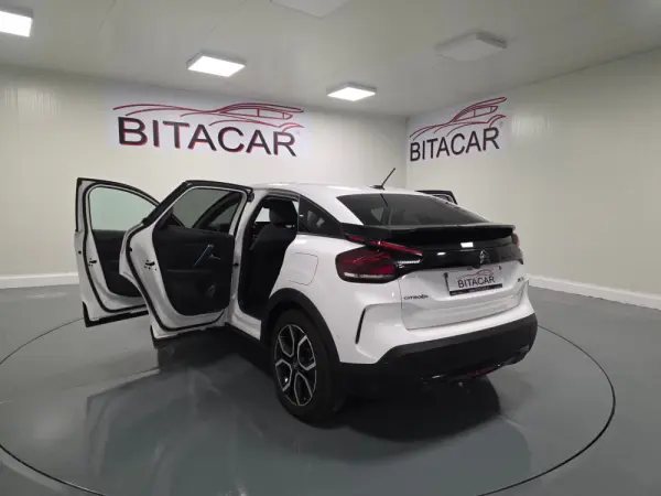 Citroen e-C4 SHINE 56