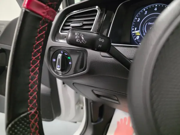 Volkswagen Golf 2.0 TSI GTI DSG Performance 80