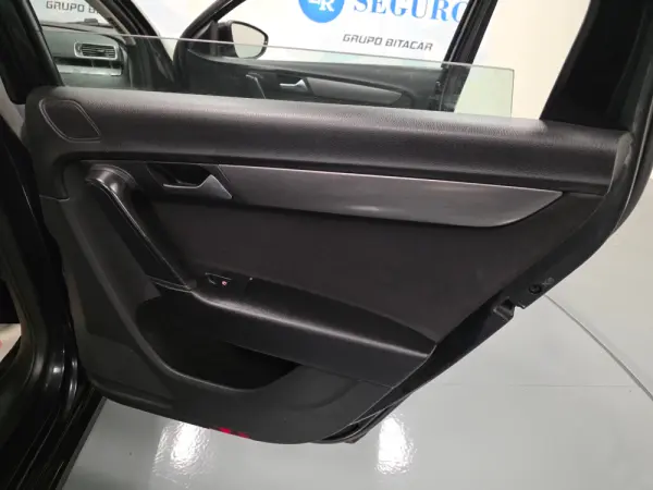 Volkswagen Passat 1.6 TDI Confortline 62