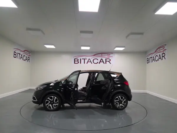Renault Captur 1.5 dCi Exclusive 21