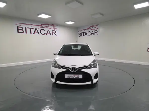 Toyota Yaris BIZZ 1.4 D-4D 90CV IVA DEDUTIVEL 10