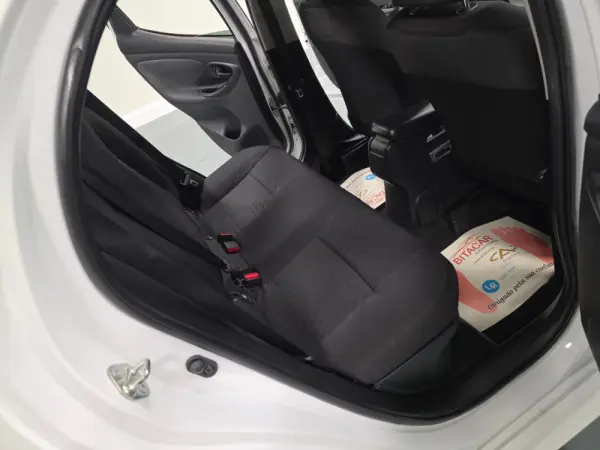 Toyota Yaris 1.5 HDF EXCLUSIVE 81