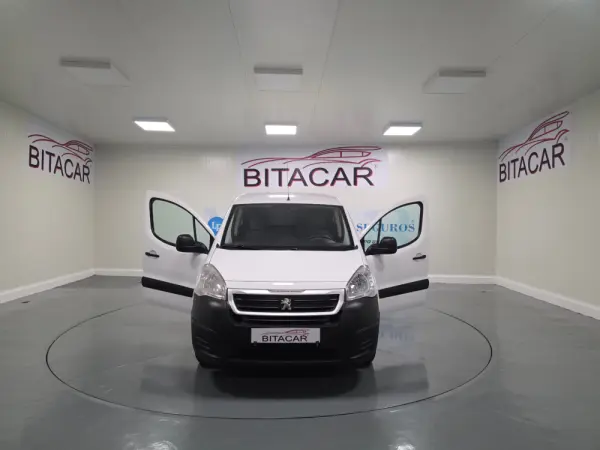 Peugeot Partner 1.6 HDI L1 PACK CD CLIM 18