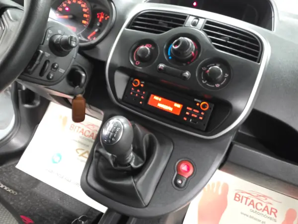 Renault Kangoo 1.5 DCI 98