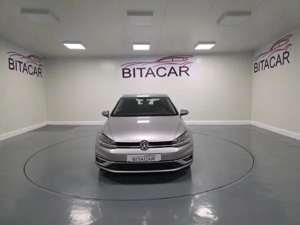 Volkswagen Golf 1.6 TDI CONFORTLINE 5