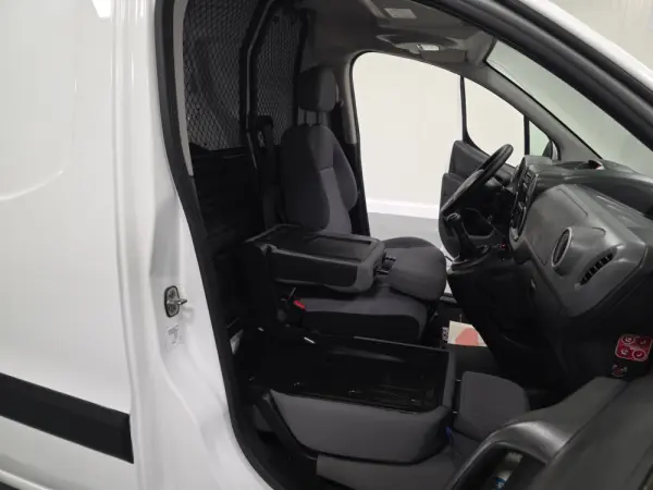 Peugeot Partner 1.6 HDI L1 PACK CD CLIM 50