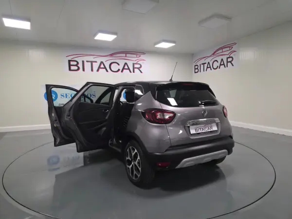 Renault Captur 1.5 DCI EXCLUSIVE 52