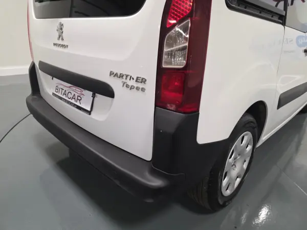 Peugeot Partner TEPEE 1.6 BLUEHDI 5 LUGARES 26