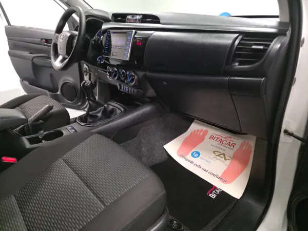 Toyota Hilux 2.4 D-4D 4WD CD CH 67