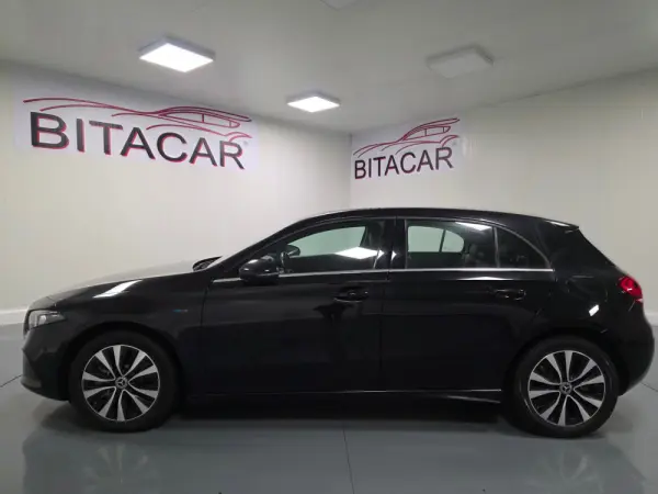 Mercedes-Benz A 250 e Style Plus 23