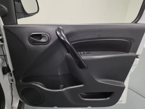 Renault Kangoo 1.5 DCI 64
