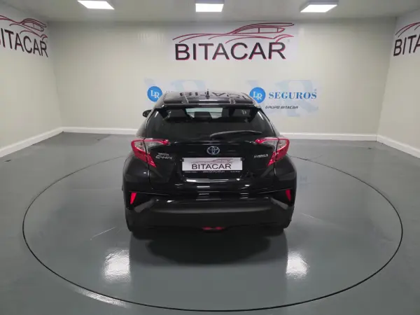 Toyota C-HR 1.8 HSD CONFORT 23