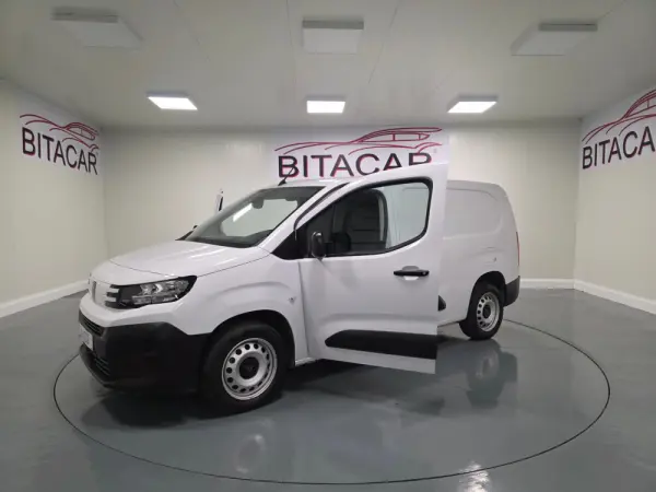 Peugeot Partner 1.5 BLUEHDI 100CV LONGA CAMARA TRASEIRA 30