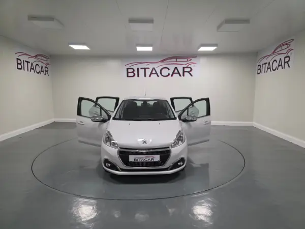 Peugeot 208 1.6 BlueHDi Allure 2