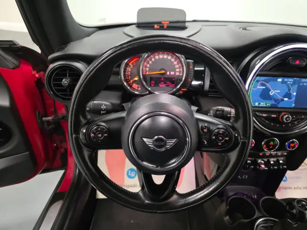 MINI 3 Portas Cooper D 11