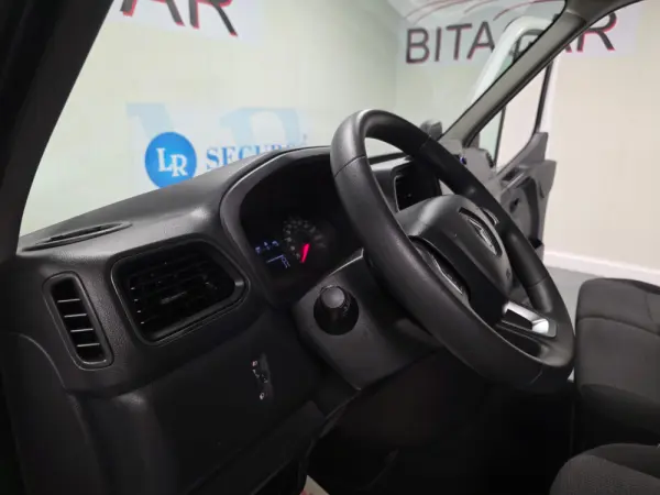 Renault Master L2H2 2.3 DCI 135CV GPS IVA DEDUTIVEL 104