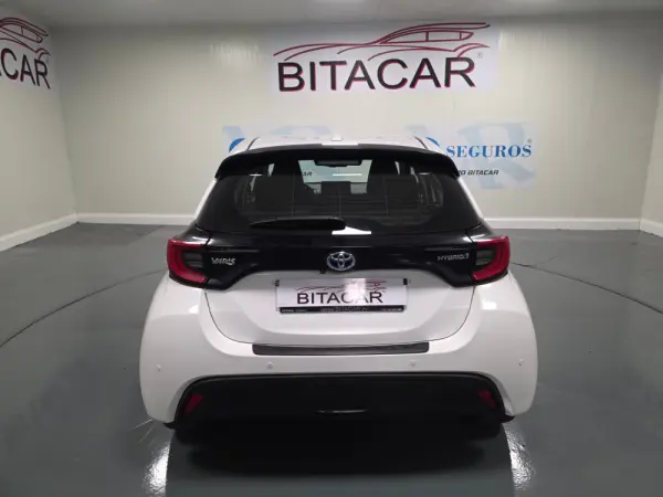 Toyota Yaris 1.5 HDF EXCLUSIVE 24