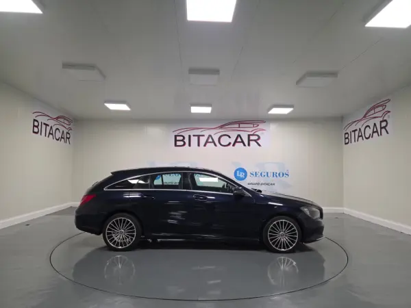 Mercedes-Benz CLA 180 d Shooting Brake Urban 28