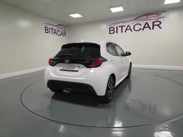 Toyota Yaris 1.5 HDF EXCLUSIVE 31