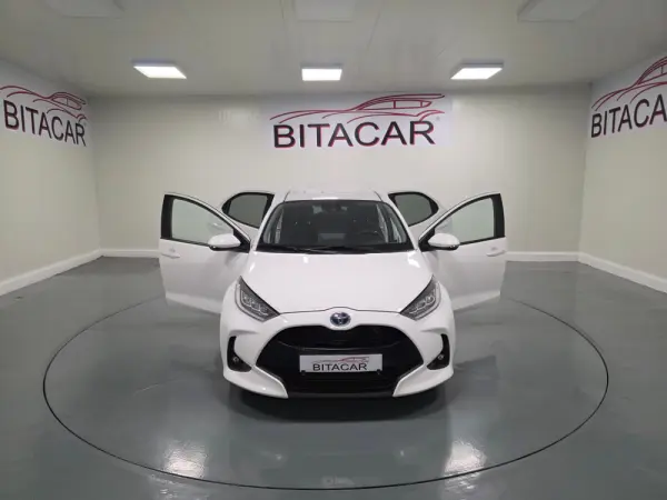 Toyota Yaris 1.5 HDF EXCLUSIVE 40