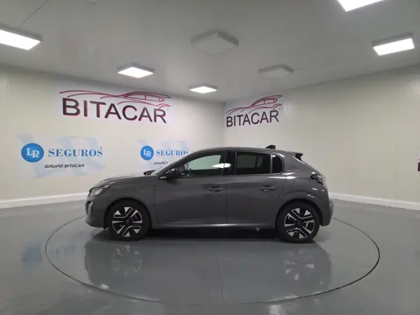 Peugeot 208 ALLURE 19