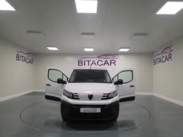 Peugeot Partner 1.5 BLUEHDI 100CV LONGA CAMARA TRASEIRA 23