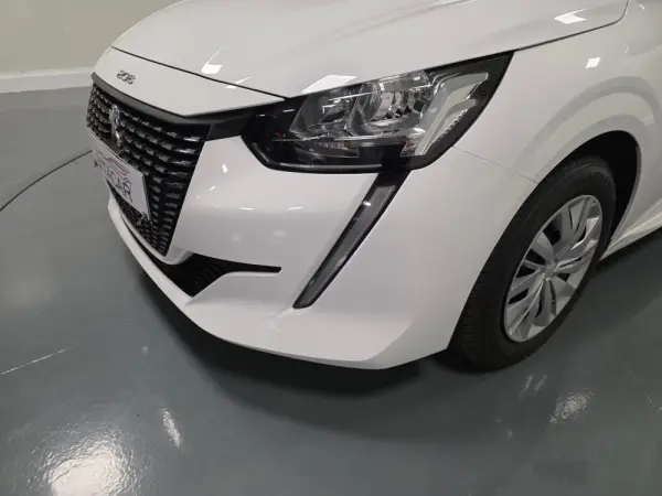Peugeot 208 1.2 ACTIVE 9