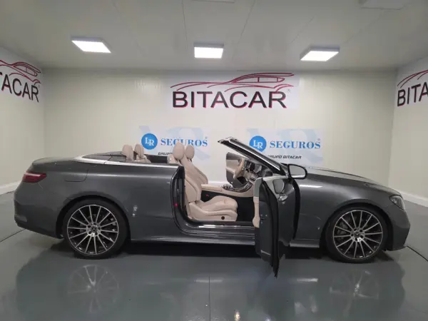 Mercedes-Benz E 300 AMG CABRIO 53