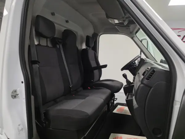 Renault Master L2H2 2.3 DCI 135CV GPS IVA DEDUTIVEL 43