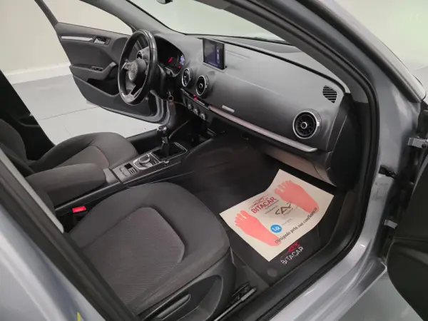 Audi A3 Sportback 1.6 TDI Design 73