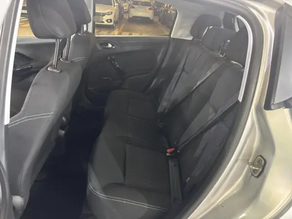 Peugeot 208 1.6 BlueHDi Active 5