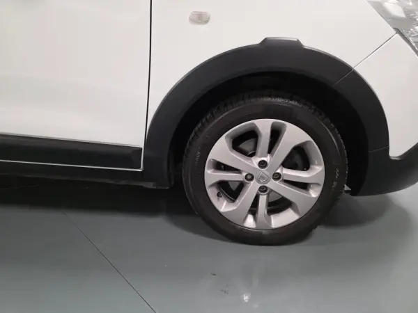 Dacia Lodgy 1.2 STEPWAY 4
