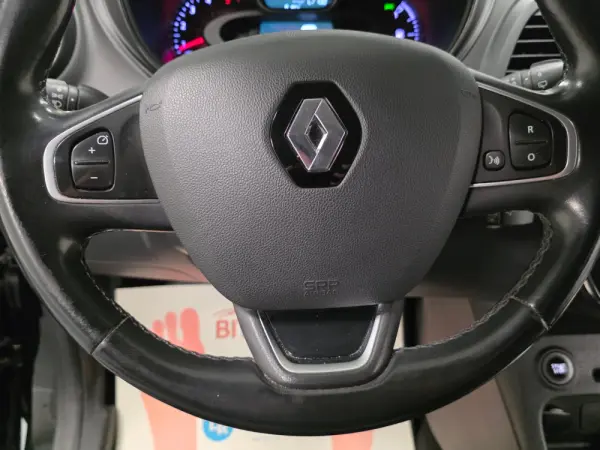 Renault Captur 1.5 DCI EXCLUSIVE 30