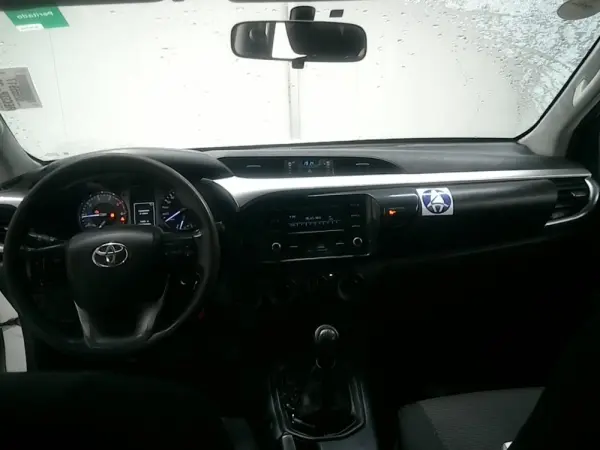 Toyota Hilux 2.4 D-4D 4WD CD CH 6
