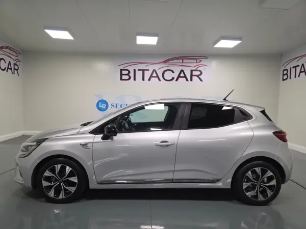 Renault Clio 1.0 TCE LIMITED 17