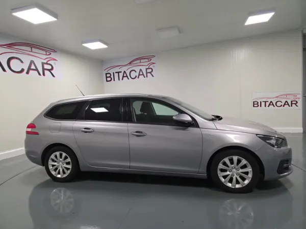 Peugeot 308 SW 1.5 BlueHDi Style 3